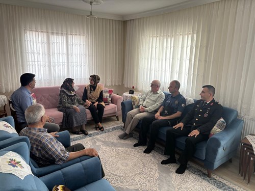 Kurban Bayramı Münasebetiyle Şehitlerimizin Aileleri ve Gazilerimiz Ziyaret Edilerek Bayramları Kutlandı